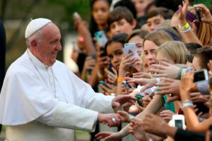 El Papa con los jóvenes